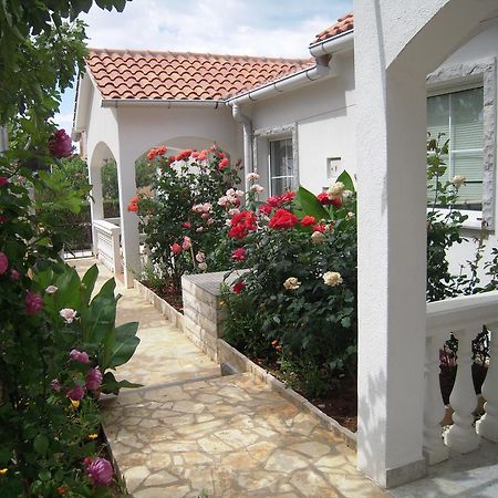Apartments Marijeta Vir Εξωτερικό φωτογραφία