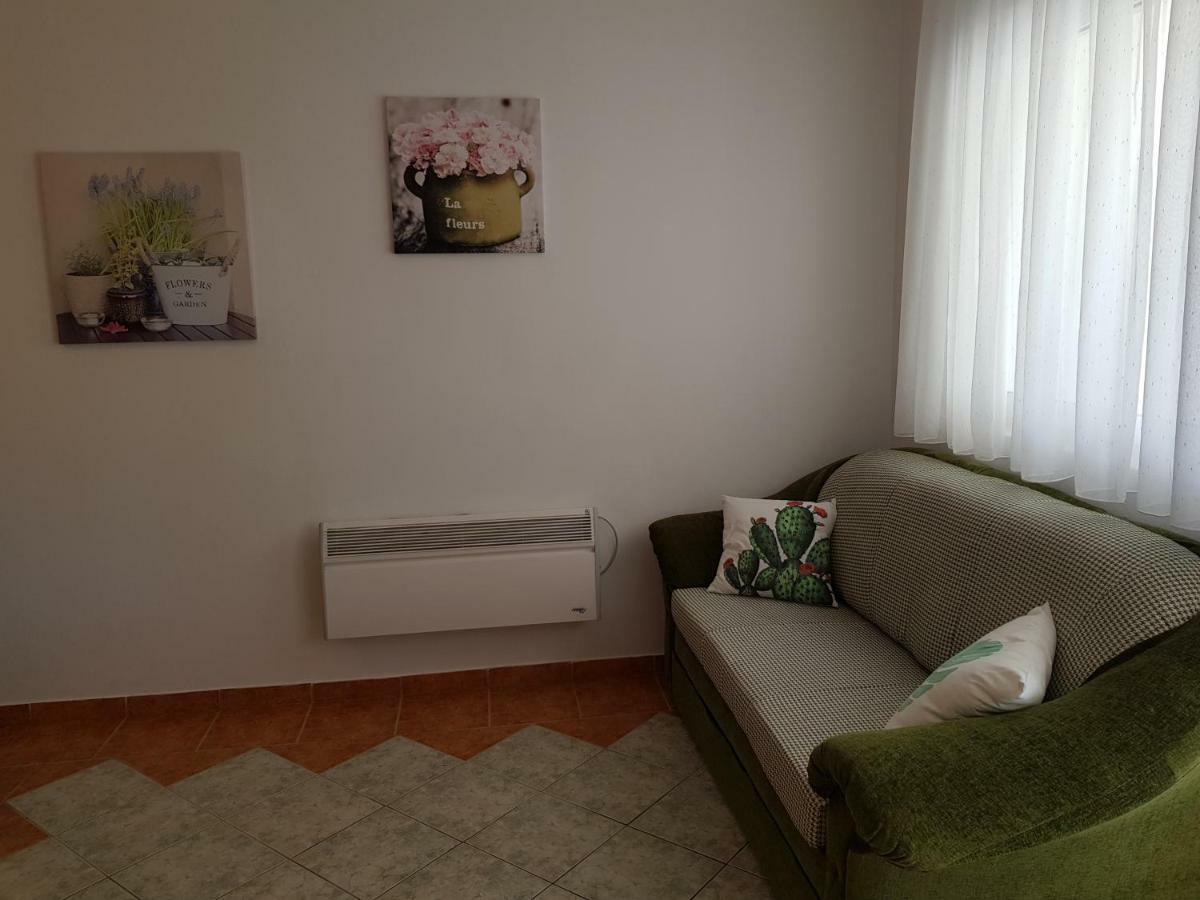 Apartments Marijeta Vir Εξωτερικό φωτογραφία